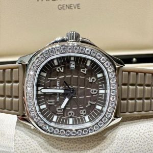Patek Philippe Aquanaut Super Clone Ladies Quartz Watch 35.6mm 1113405949 - side view | Aquanaut